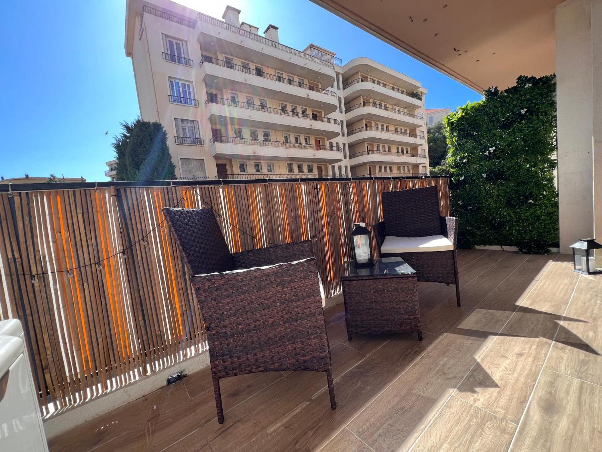 Les Arenes - Cannes Centre, Charmant 2 Pieces Recemment Renove De 45 M2 Avec Sa Terrasse De 10 M2 Esterno foto